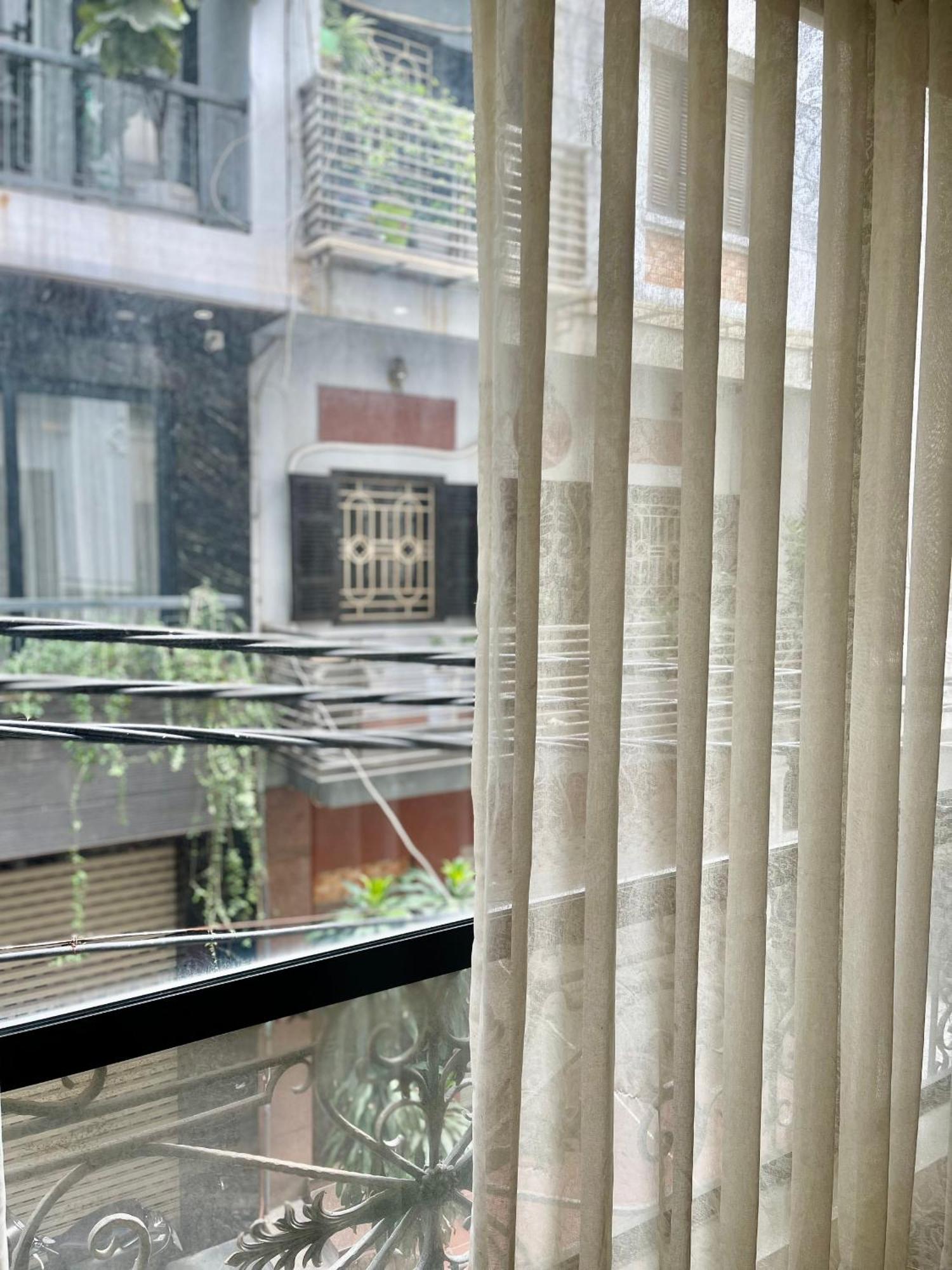 B&o - 40m Large Room, Full Amenity, Peaceful Apartment