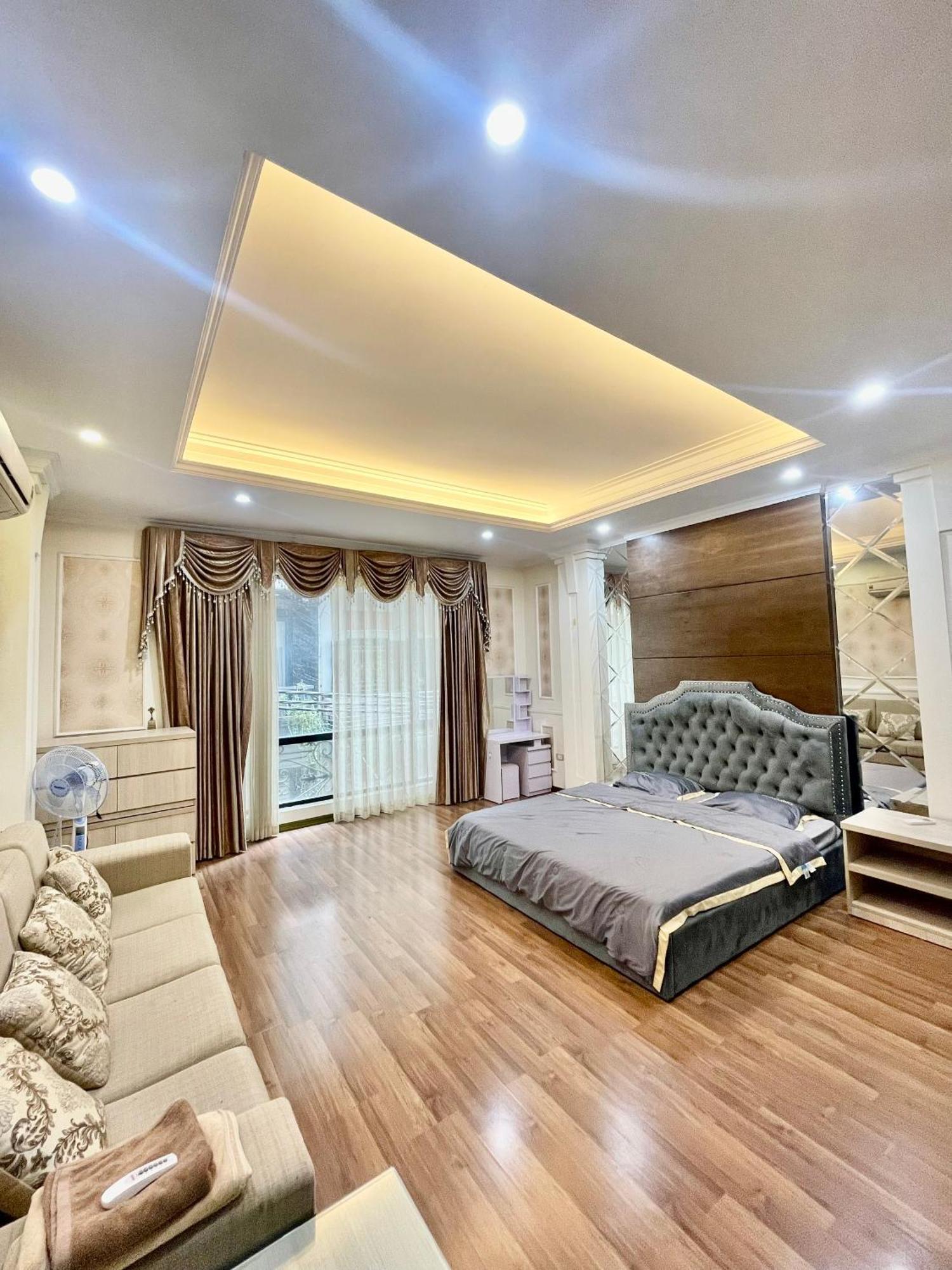 B&o - 40m Large Room, Full Amenity, Peaceful * Hanoi